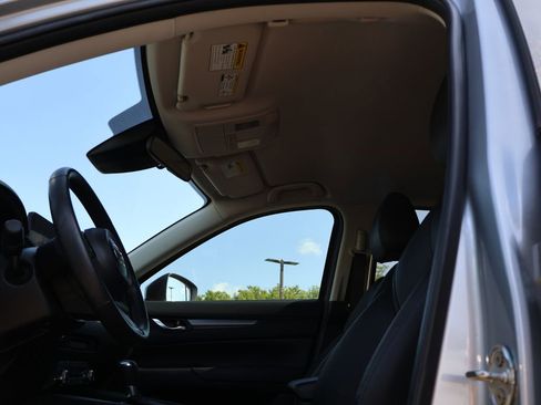 Used 2022 MAZDA CX-5 AWD 2.5 S w/ Select Package image 32