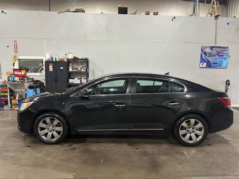 Used 2011 Buick LaCrosse CXS image 2