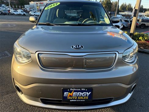 Used 2017 Kia Soul EV-e image 2