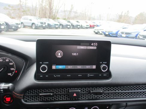 Certified 2024 Honda HR-V Sport image 16