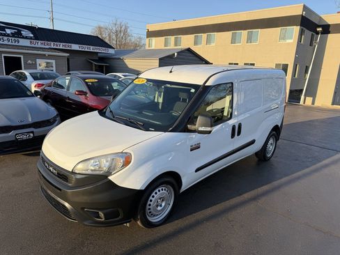 Used 2020 RAM ProMaster City Tradesman image 2
