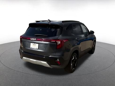 Used 2025 Kia Seltos S image 14