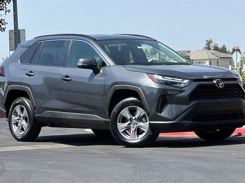 Used 2024 Toyota RAV4 XLE image 2