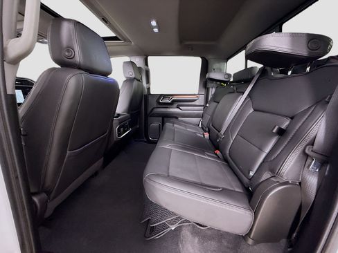 Used 2024 GMC Sierra 3500 Denali w/ Denali Reserve Package image 26