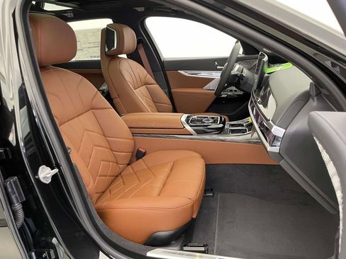 New 2026 BMW i7 xDrive60 AWD/4WD image 19