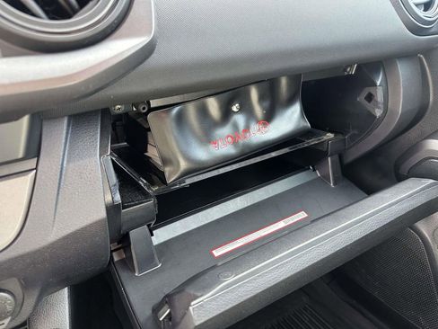 Used 2021 Toyota Tacoma TRD Off-Road w/ Technology Package image 29