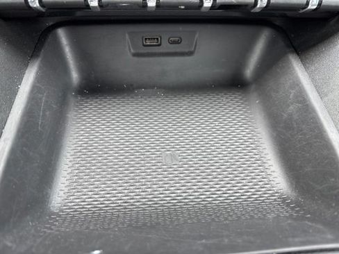Used 2025 GMC Terrain Elevation AWD/4WD image 25