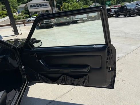 Used 1991 Ford Mustang LX RWD image 86