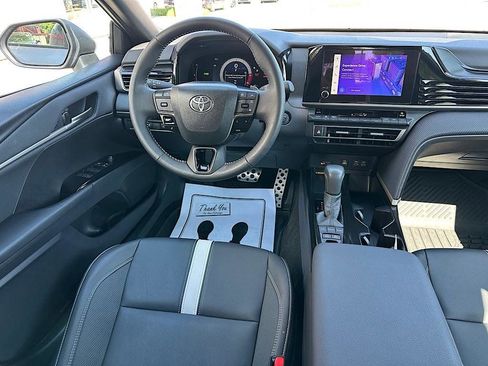 Certified 2025 Toyota Camry SE FWD image 20