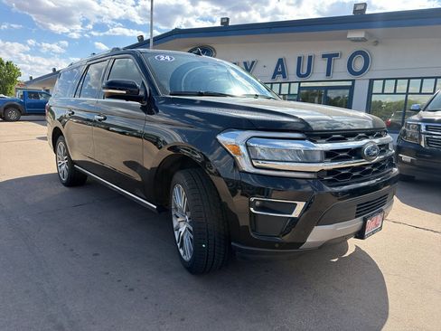 Used 2024 Ford Expedition Max Limited AWD/4WD image 2