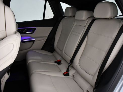 New 2026 Mercedes-Benz GLC 300 4MATIC image 18