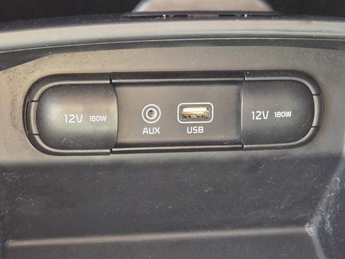 Used 2020 Kia Sorento LX AWD/4WD image 42
