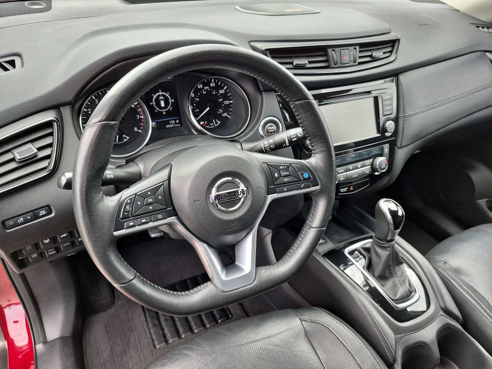 Used 2019 Nissan Rogue SL w/ Premium Package AWD/4WD image 2