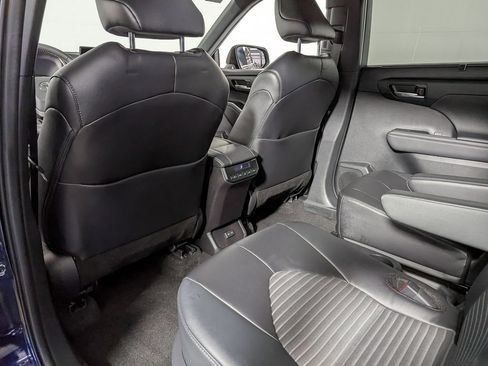 Used 2024 Toyota Highlander XSE image 46