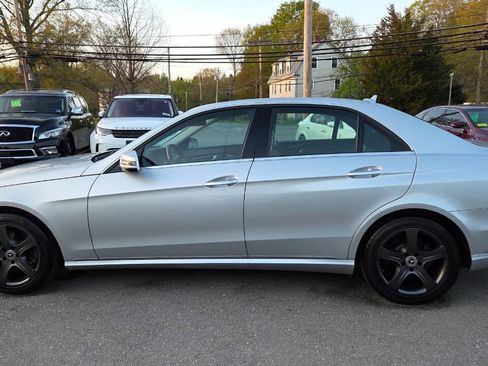 Used 2014 Mercedes-Benz E 350 4MATIC Sedan image 8