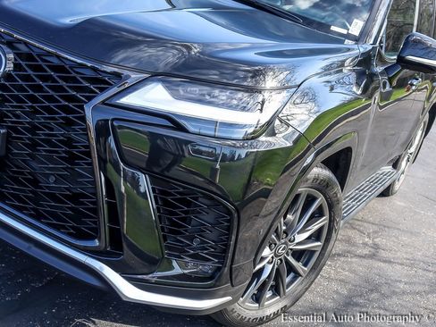 Used 2025 Lexus LX 700h F Sport AWD/4WD image 7