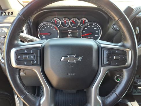Used 2022 Chevrolet Silverado 1500 LT Trail Boss w/ Convenience Package II image 18