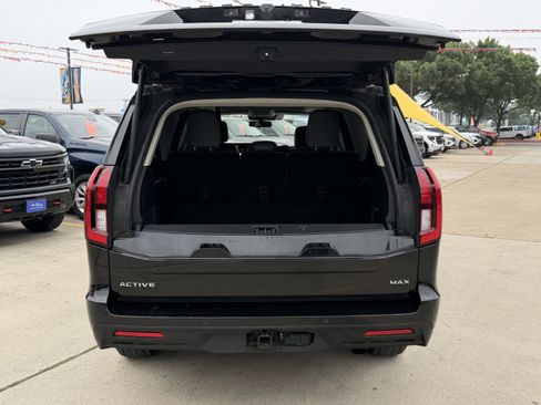 Used 2025 Ford Expedition Max Active AWD/4WD image 9