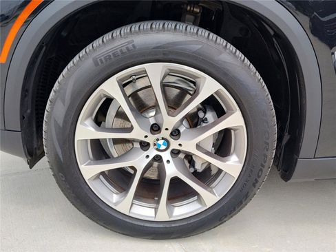Used 2019 BMW X5 xDrive40i w/ Premium Package 2 image 14