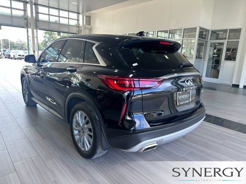 Certified 2023 INFINITI QX50 Pure FWD image 11