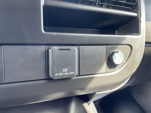 Used 2024 GMC Savana 2500 w/ Driver Convenience Package image 18