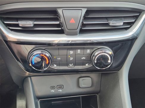 Used 2025 Buick Encore GX Sport Touring w/ Experience Buick Package image 26