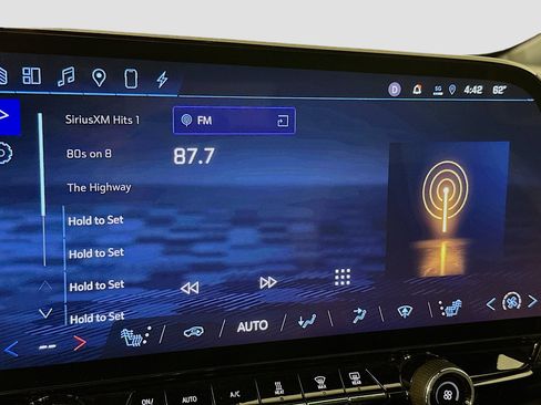 Used 2024 Chevrolet Blazer EV LT image 21