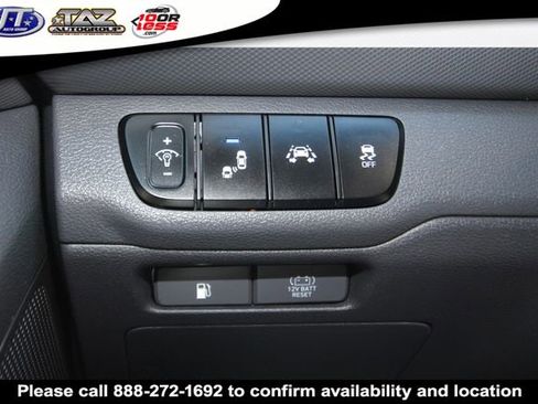 Used 2018 Hyundai Ioniq Limited w/ Limited Ultimate Package 03 FWD image 25