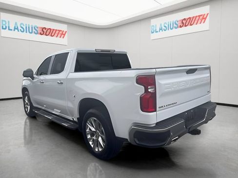 Used 2021 Chevrolet Silverado 1500 LTZ w/ Z71 Off-Road Package AWD/4WD image 5