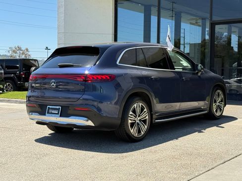 Used 2023 Mercedes-Benz EQS 450+ SUV image 15