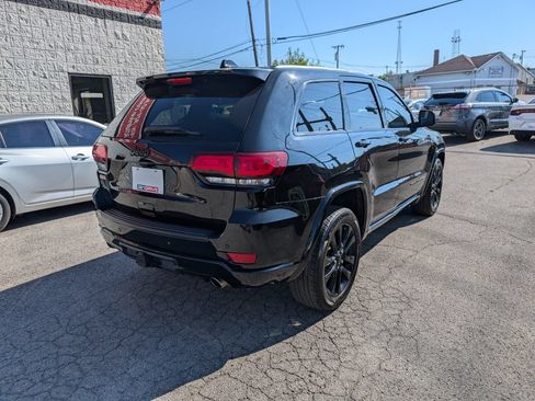 Used 2021 Jeep Grand Cherokee Laredo X RWD image 6