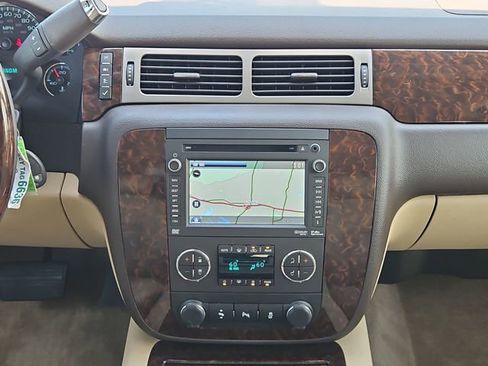 Used 2013 GMC Yukon Denali RWD image 20