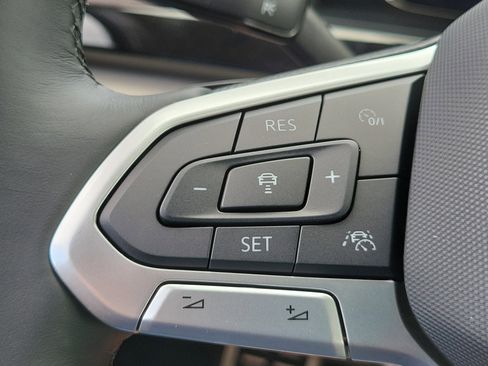 New 2026 Volkswagen Atlas SEL Premium R-Line AWD/4WD image 25
