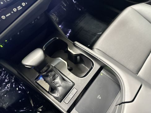 Used 2025 Lexus ES 350 w/ Accessory Package (Z1) FWD image 26