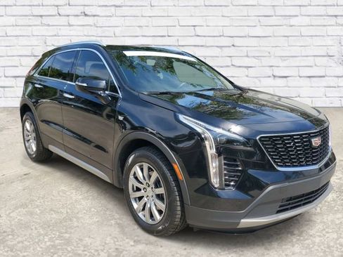 Certified 2023 Cadillac XT4 Premium Luxury image 5