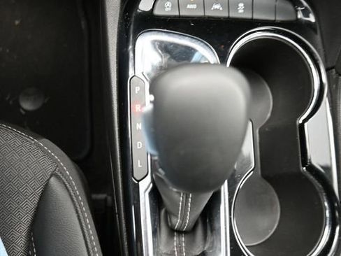 Used 2025 Buick Encore GX Preferred image 15