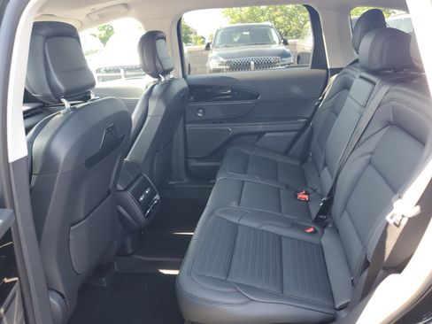 New 2026 Lincoln Nautilus Reserve w/ Jet Appearance Package AWD/4WD image 28