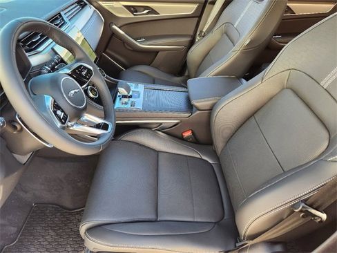 Used 2026 Jaguar F-PACE R-Dynamic S image 10