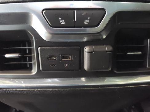Used 2019 Chevrolet Silverado 1500 High Country AWD/4WD image 32