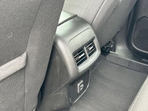 Certified 2020 Chevrolet Equinox LT w/ Driver Convenience Package image 20