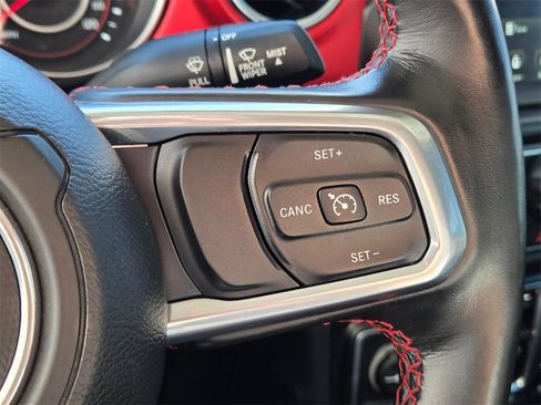 Used 2022 Jeep Gladiator Rubicon w/ Cold Weather Group image 26