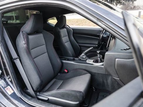 Used 2017 Subaru BRZ Premium image 64