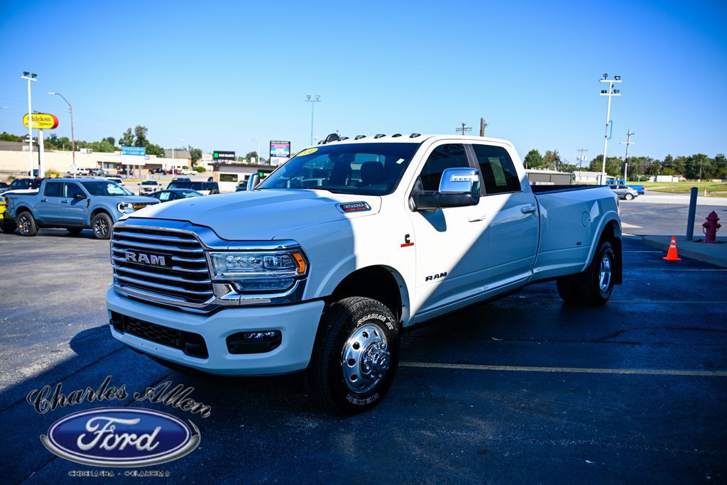 Used 2024 RAM 3500 Limited w/ Towing Technology Group AWD/4WD image 3