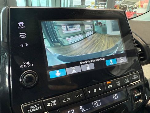 Used 2022 Honda Odyssey Touring image 19