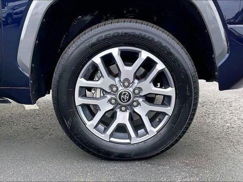 Used 2024 Toyota Tundra 1794 Edition AWD/4WD image 9