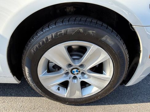 Used 2013 BMW 528i xDrive Sedan AWD/4WD image 10
