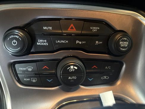 Used 2021 Dodge Challenger R/T Scat Pack RWD image 17