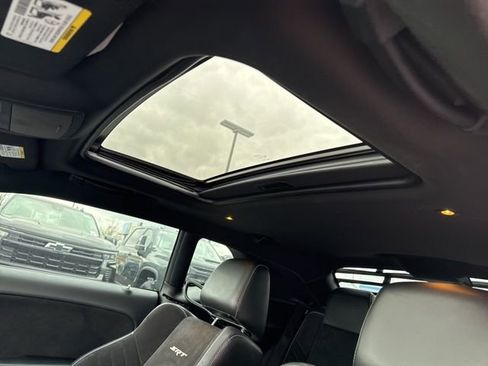 Used 2016 Dodge Challenger SRT Hellcat RWD image 12