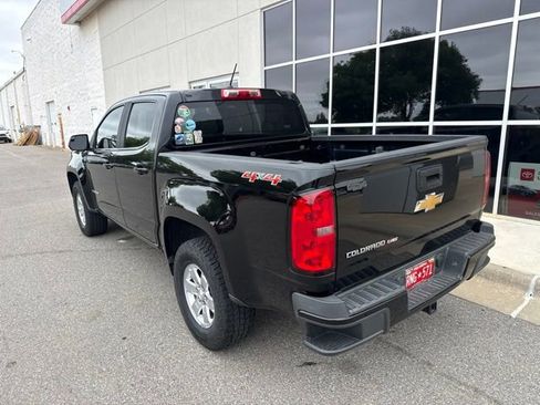Used 2018 Chevrolet Colorado W/T w/ WT Convenience Package AWD/4WD image 4