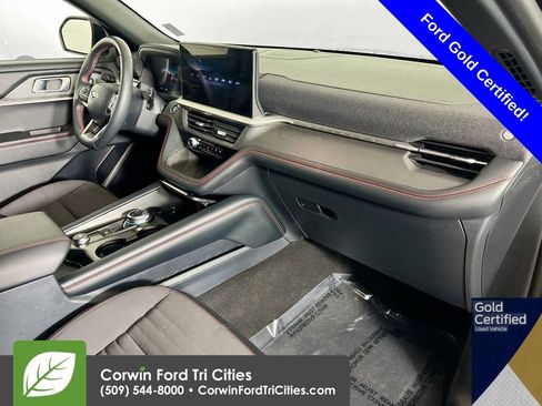 Certified 2025 Ford Explorer ST-Line w/ ST-Line Street Pack image 32